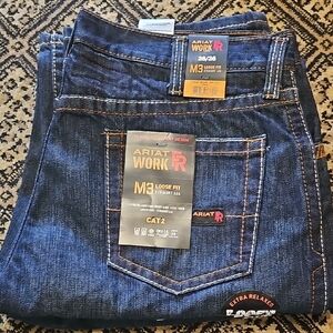 FR M3 Loose Basic Stackable Straight Leg Jean